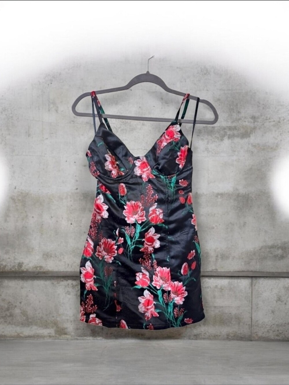 Superdown Black Red Floral Satin Bodice Bodycon Mini Dress XS